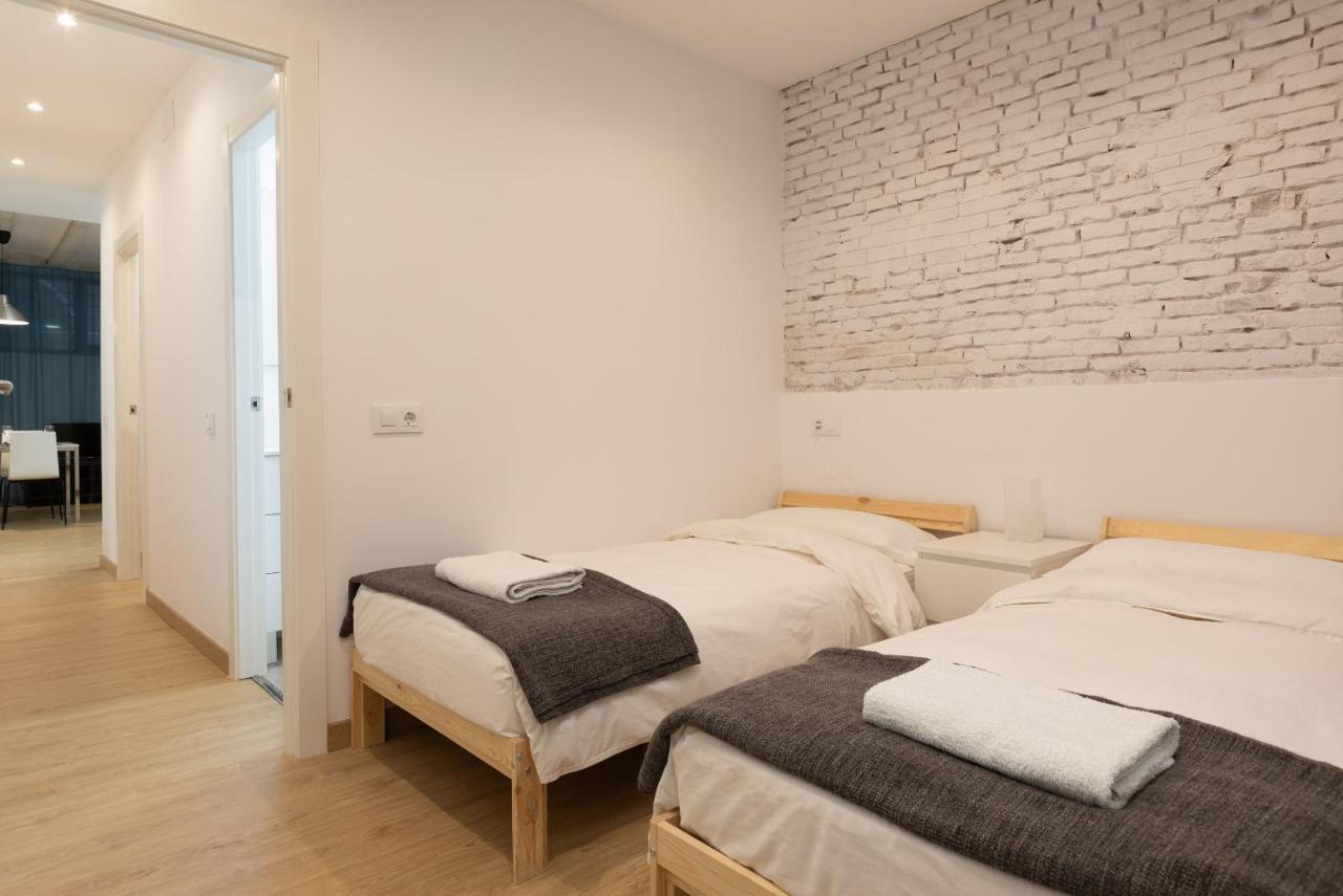 Gothic - Ramblas Apartments Barcelona Bagian luar foto